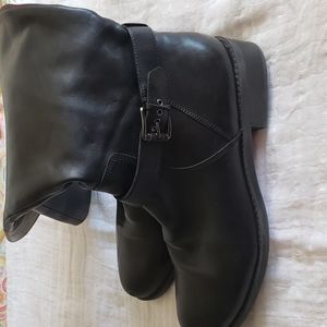 Me Too Black Boots WC